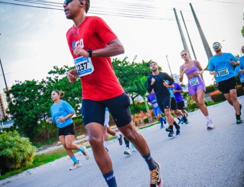 Com alta das corridas de rua, tecnologia entra na rotina de corredores amadores