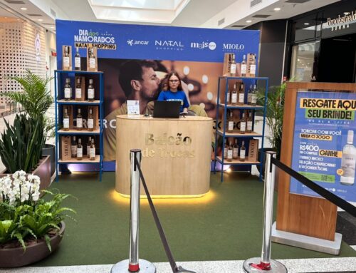 Dia dos Namorados: Natal Shopping presenteia clientes com vinho