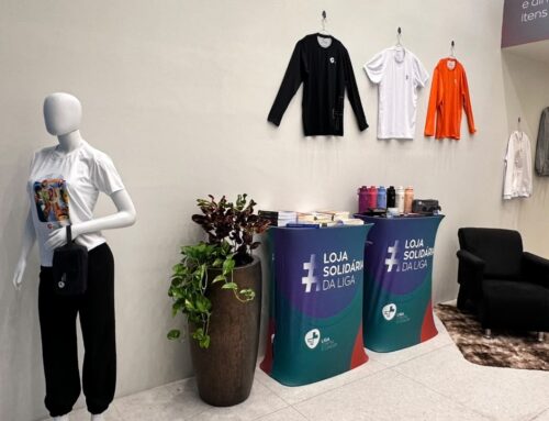 Loja da Liga leva campanha solidária ao Natal Shopping