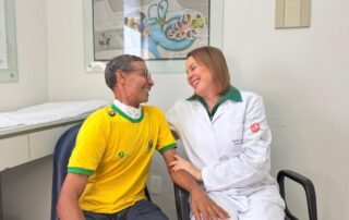 Julho Verde: Liga realiza mutirão de triagem do câncer de cabeça e pescoço no Midway Mall