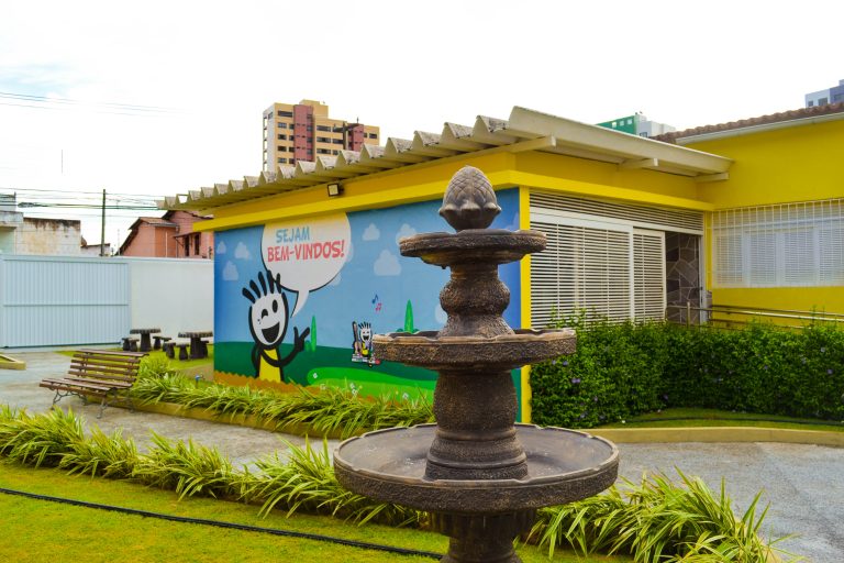 O McDia Feliz é uma das maiores iniciativas de impacto social do país em prol de causas infantojuvenis.