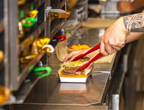 Portas Abertas: experiência permite visitar as cozinhas do McDonald’s de ponta a ponta