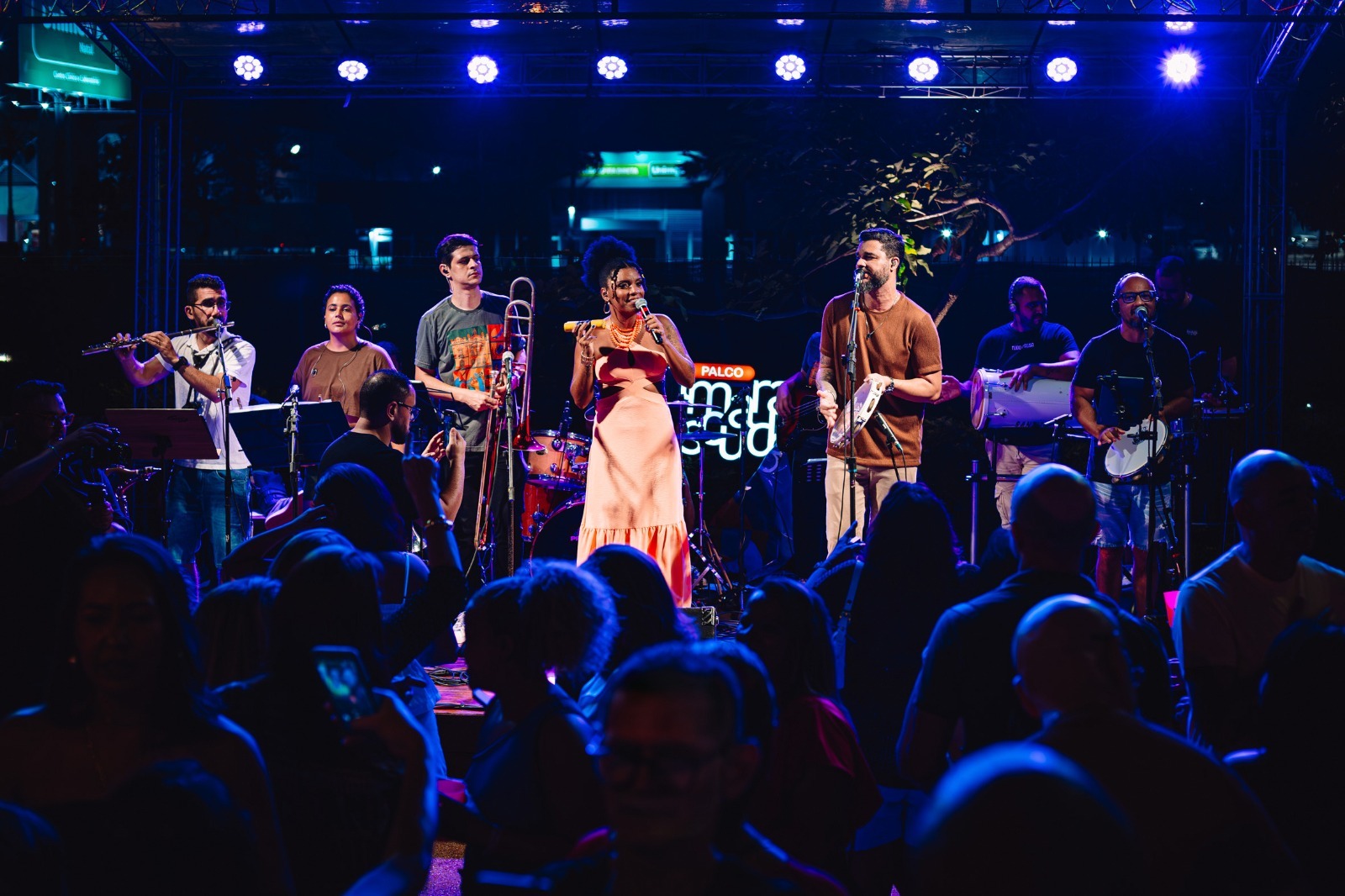 O grupo sobe ao palco do Samba no Alpendre com um repertório de clássicos do gênero e sucessos que atravessam gerações. A entrada para a apresentação é gratuita e marca a última prévia antes do Festival Ribeira Boêmia.